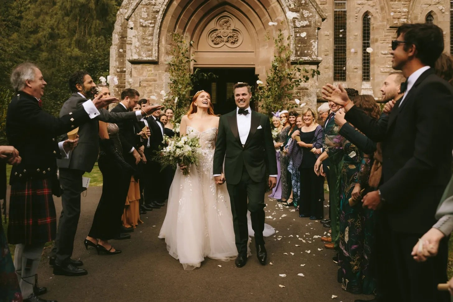 Actress Amber Skye Noyes Marries Ryan Casarella in Scotland. Desktop Image
