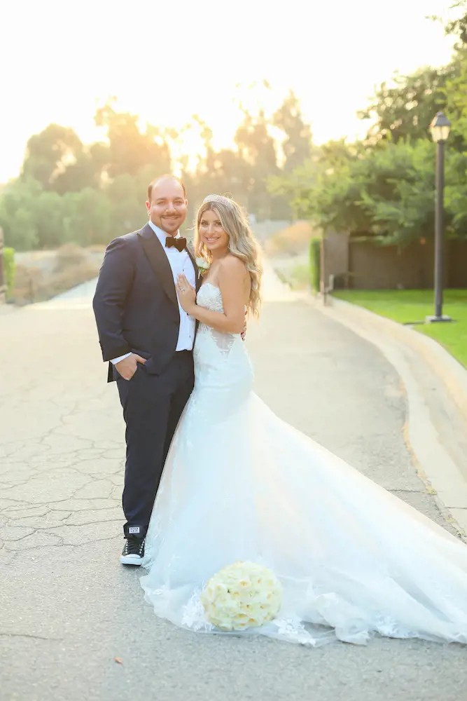 Linda Marries Harut Wearing Martina Liana In California. Desktop Image