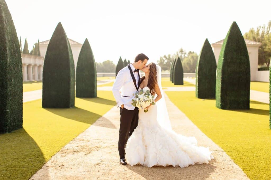 Amanda, In Ines Di Santo Marries Vince. Desktop Image