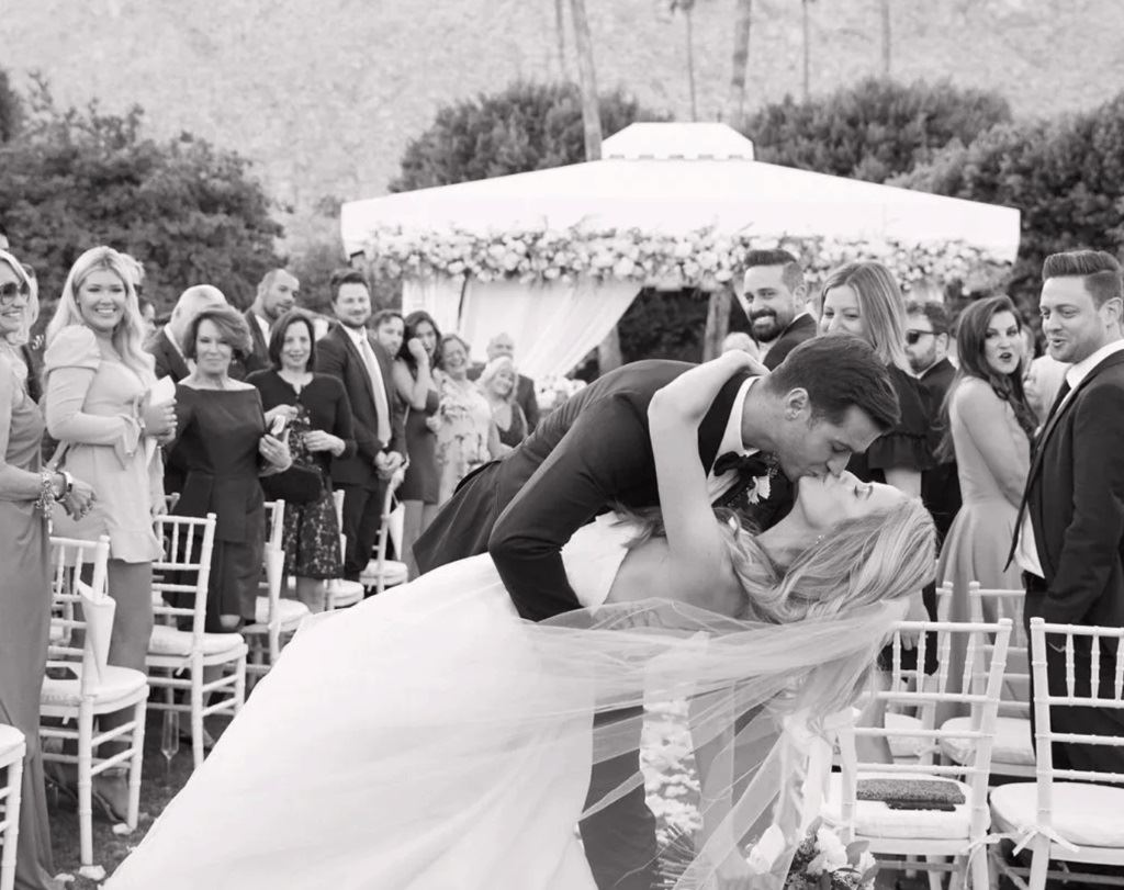 Olivia, In Lazaro, Marries Jay!. Desktop Image