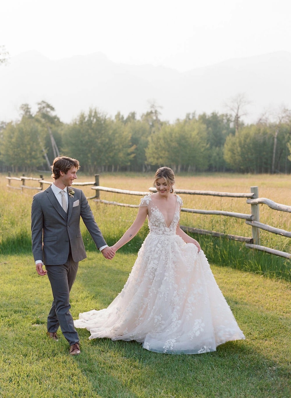 Rustic Elegance Wedding Ideas in Jackson Hole. Desktop Image