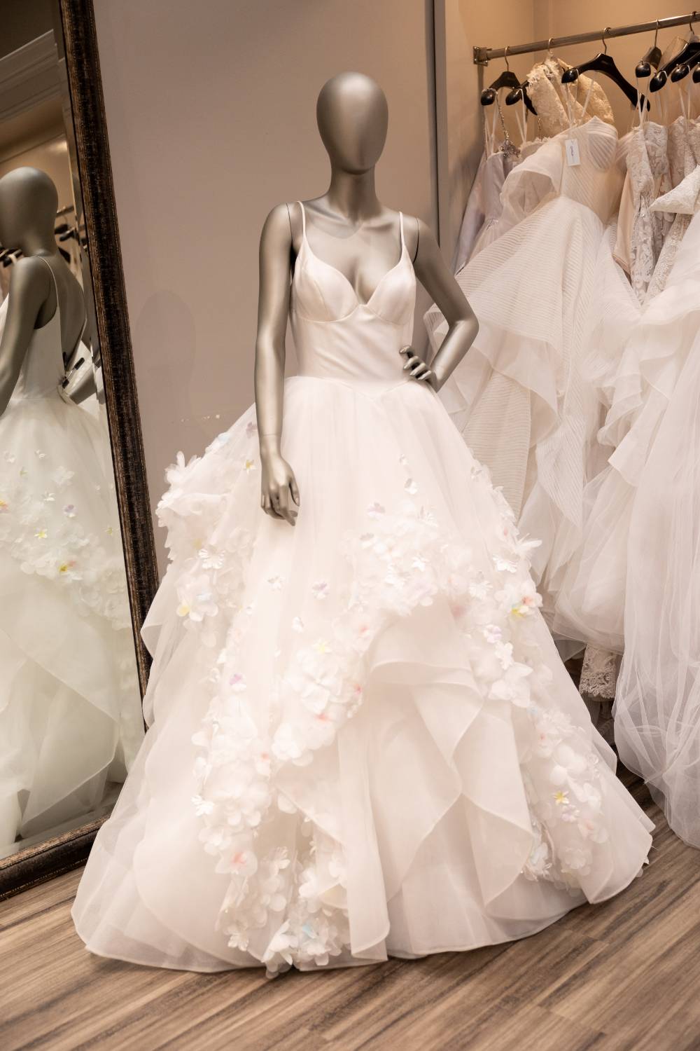 hayley paige designer wedding dress event at lovella bridal