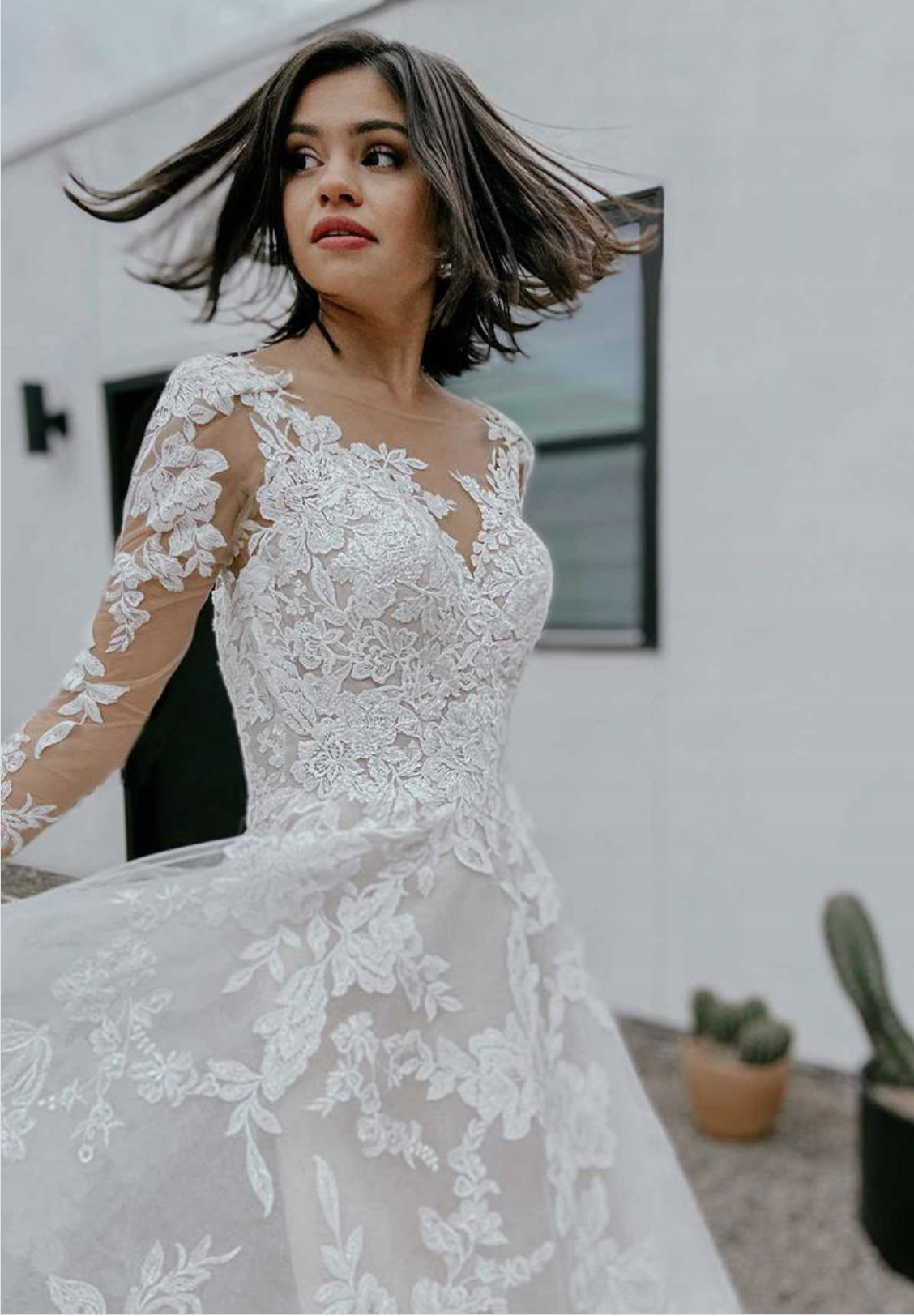 Trending Bridal Style: Detachable Long Sleeves for Any Wedding Dress Style Image