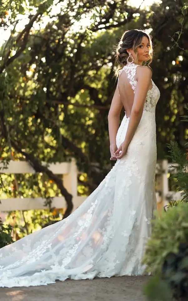 Low Back Wedding Dress Inspiration Image