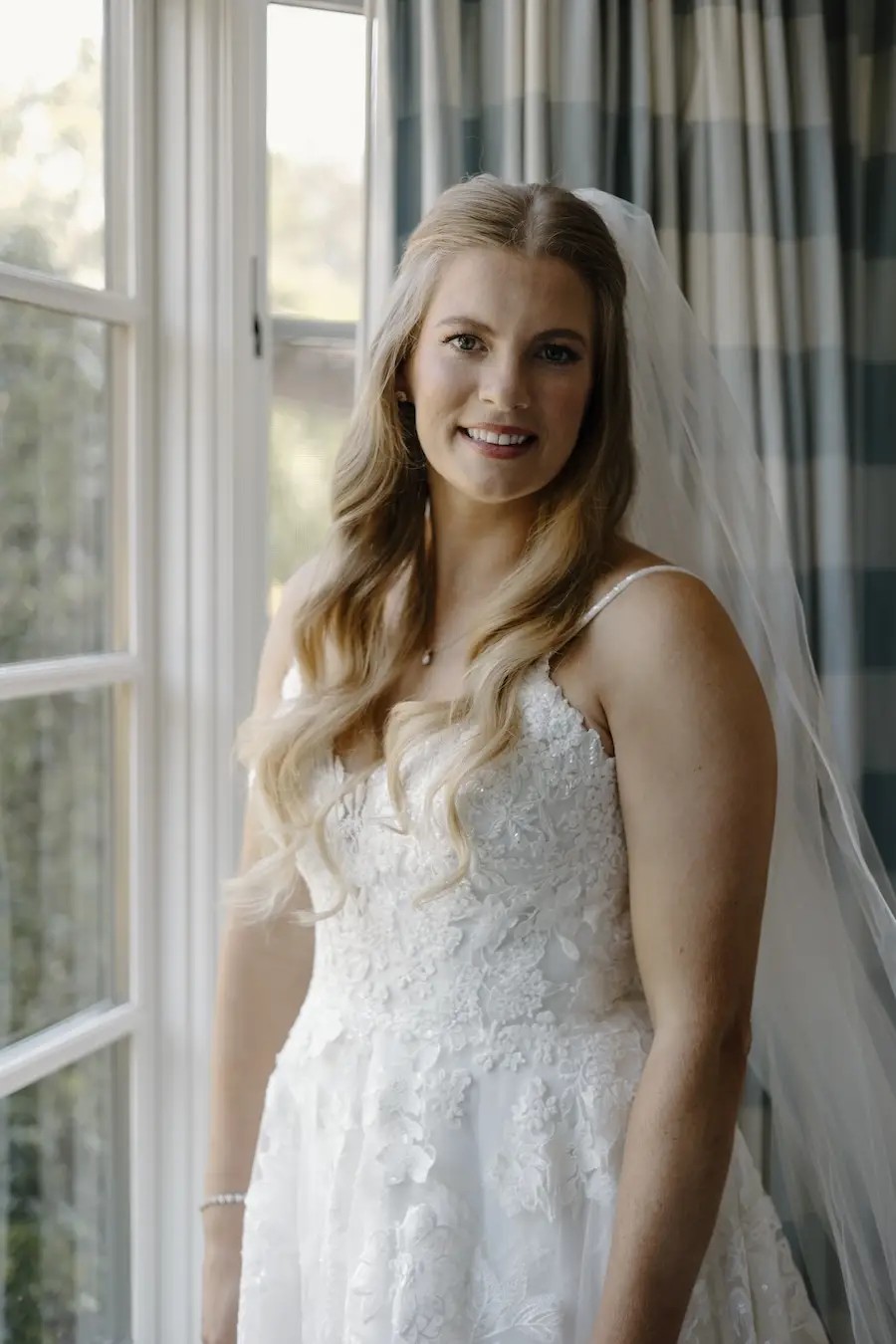 Clare Wears Feminine Sparkle Lace Wedding Dress. Desktop Image