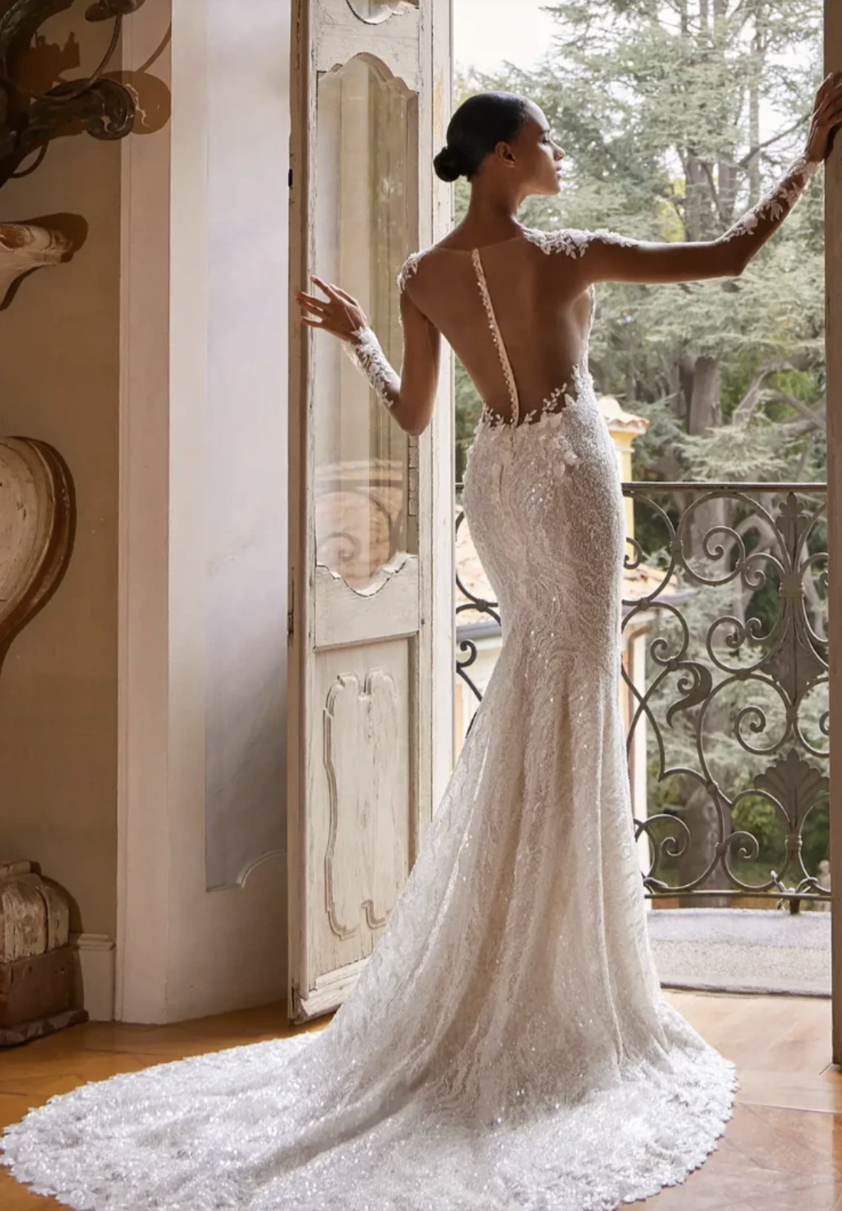 Trending Bridal Style: Wedding Dresses with Show Stopping Backs. Desktop Image