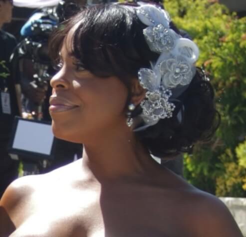 Niecy Nash Shined in Maria Elena Headpiece. Desktop Image