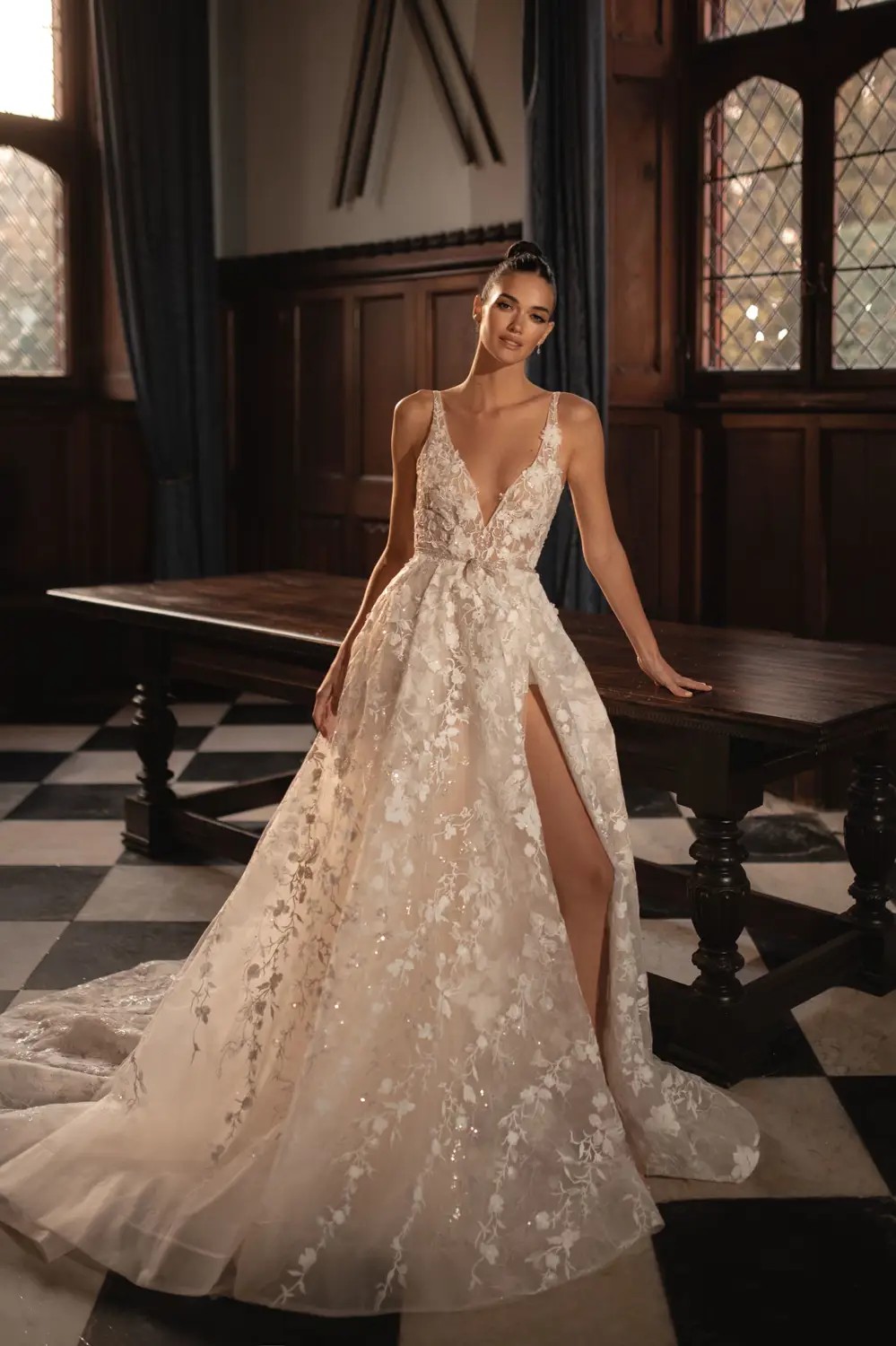 33 Best ALine Wedding Dresses  Complete Style Guide