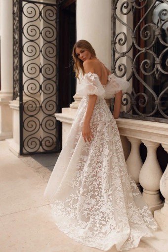 MUSE by Berta Nayeli #1 thumbnail