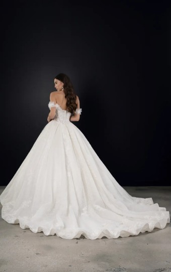 Martina Liana 1704 #1 thumbnail