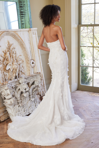 Ines by Ines Di Santo Haven #1 thumbnail