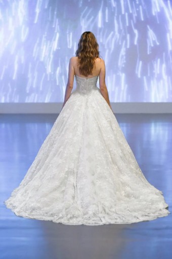 Ines Di Santo Elizabeth #1 thumbnail
