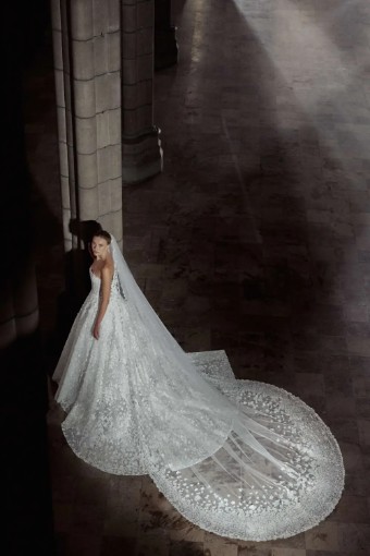 Zuhair Murad Helena #1 thumbnail
