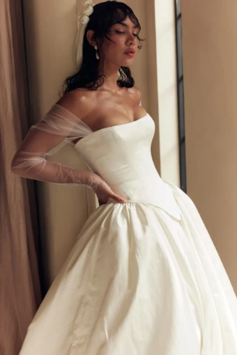 Leah Da Gloria Bridal Elizabeth #1 thumbnail