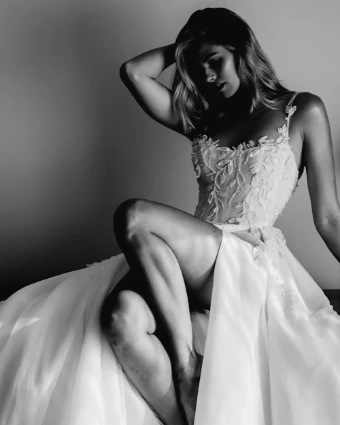 Leah Da Gloria Bridal Robin #10 thumbnail