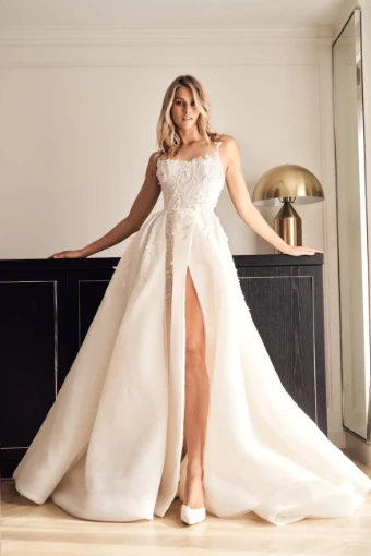 Leah Da Gloria Bridal Robin #1 thumbnail