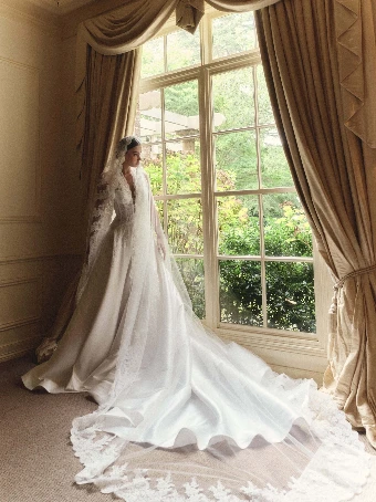 Leah Da Gloria Bridal Regina #3 thumbnail