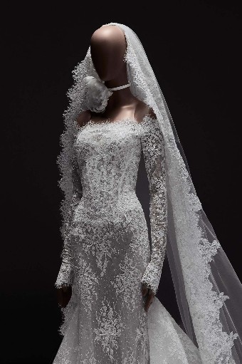 Zuhair Murad Odette #1 thumbnail